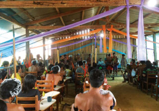 Treffen der Yanomami vom Rio Marauia